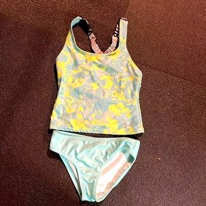 Girls Under Armour tankini!